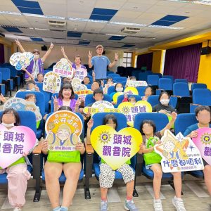 LINE_ALBUM_1141017~訪視冬山國小清寒學童_251021_26