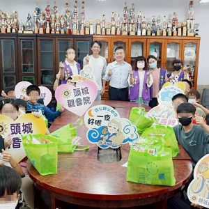 LINE_ALBUM_1141030~訪視大洲國小清寒學童_251103_2