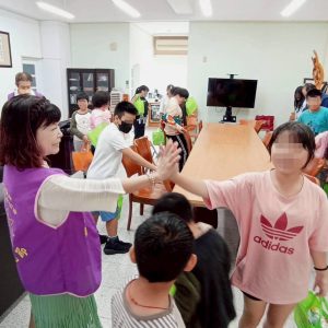 LINE_ALBUM_1141030~訪視憲明國小清寒學童_251103_4