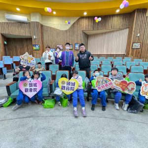 LINE_ALBUM_115120 ~訪視中興國小清寒學童14