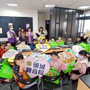 LINE_ALBUM_11518 ~訪視大里國小清寒學童_260114_12