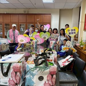 LINE_ALBUM_115421~訪視學進國小清寒學童_260421_2