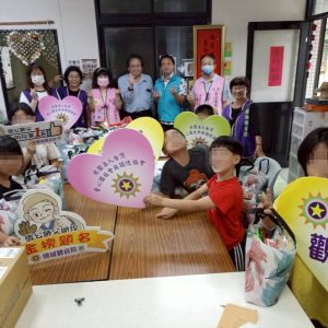 LINE_ALBUM_115423~訪視(內城)化育國小清寒學童_260502_24